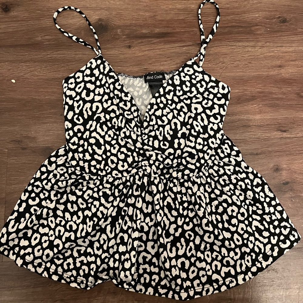 Mind Code tank top. Size:Medium.